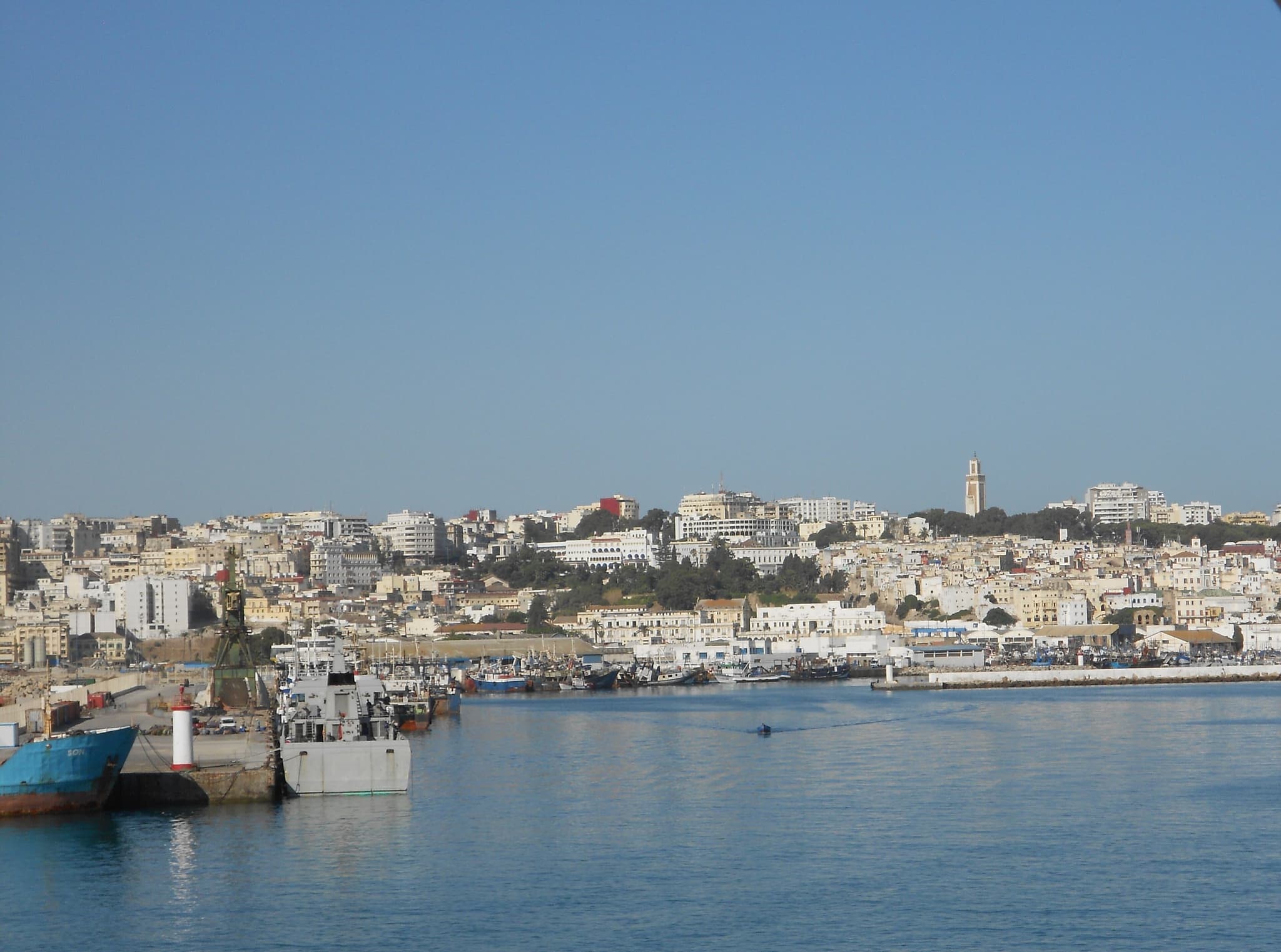 Vue de Tanger et de son littoral